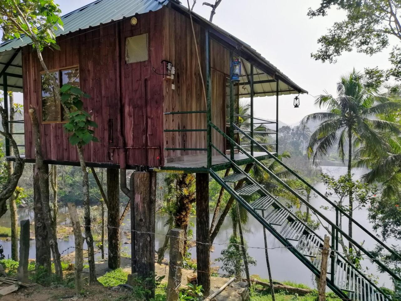 Ferienwohnung Noah'S Nest Tree House Thekkady Exterior foto
