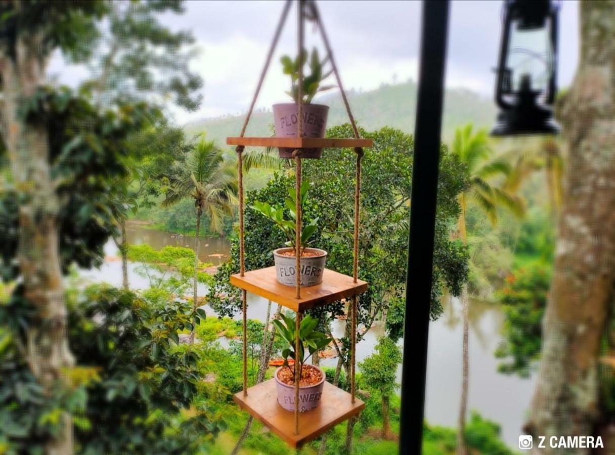 Ferienwohnung Noah'S Nest Tree House Thekkady Exterior foto